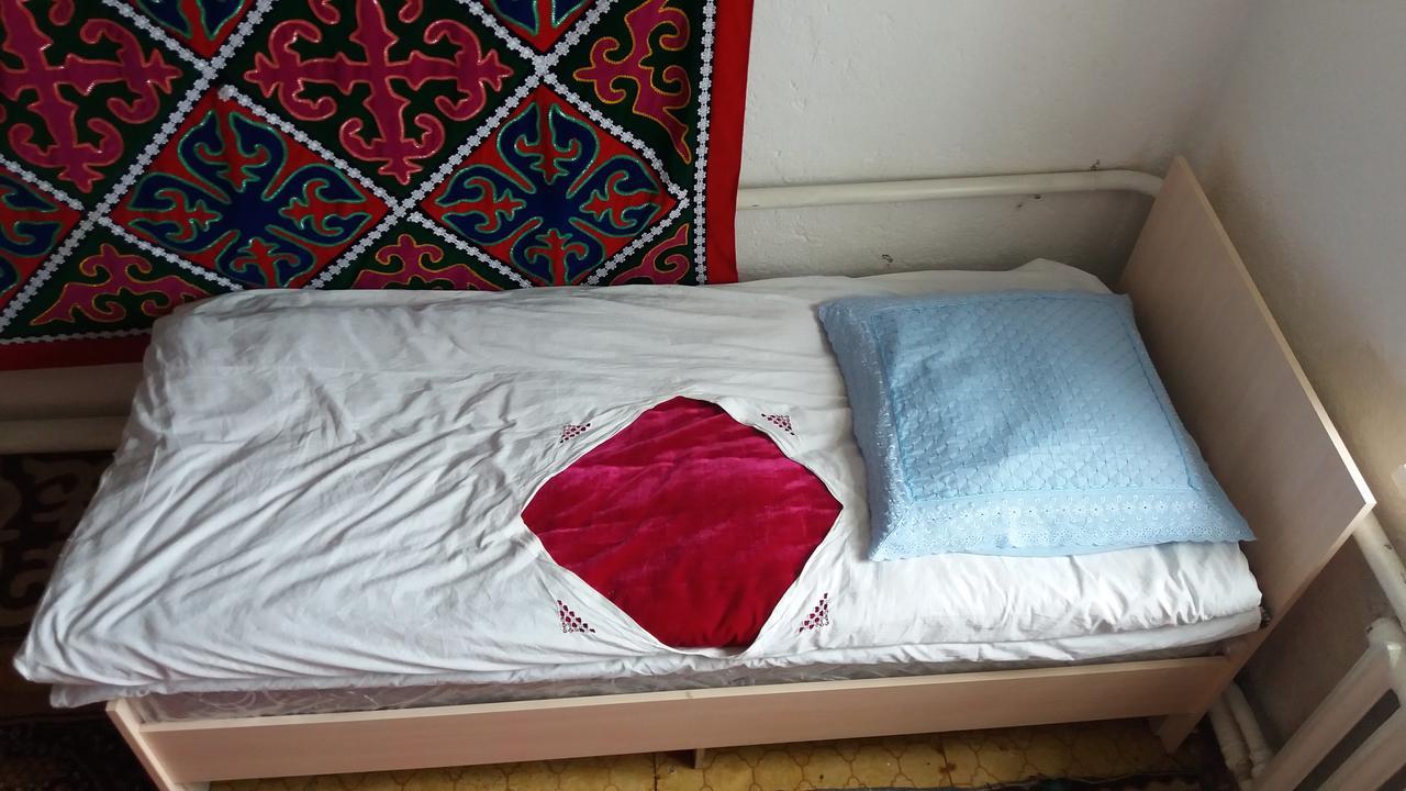 Happy Hostel In Kochkor Zewnętrze zdjęcie