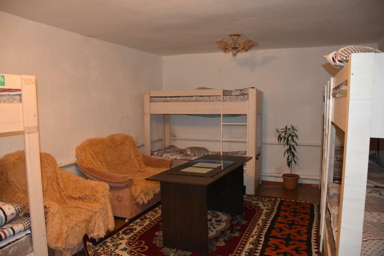 Happy Hostel In Kochkor Zewnętrze zdjęcie